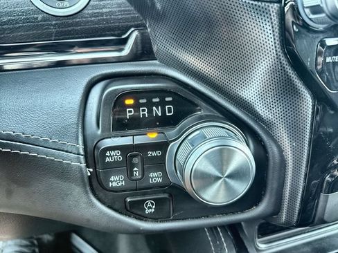 Used 2024 RAM 1500 Limited AWD/4WD image 19