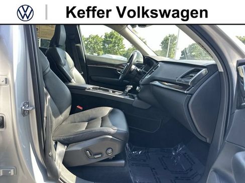 Used 2019 Volvo XC90 T6 Momentum w/ Advanced Package AWD/4WD image 29