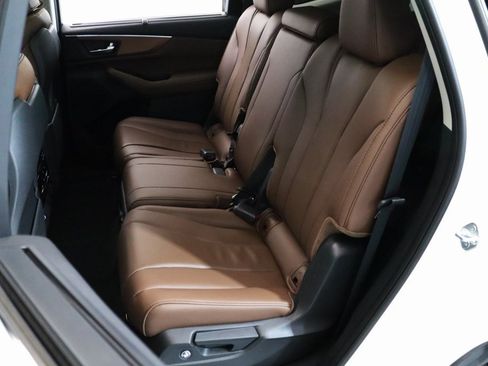 Certified 2023 Acura MDX SH-AWD w/ Technology Package image 10