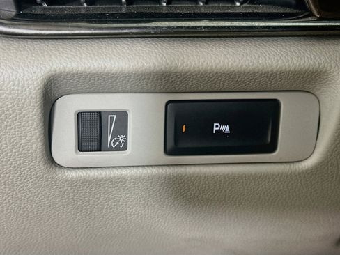 Used 2019 Cadillac ATS Luxury RWD image 17