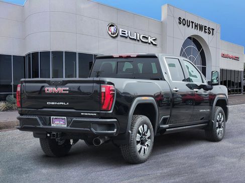 New 2026 GMC Sierra 2500 Denali w/ Denali Reserve Package image 5