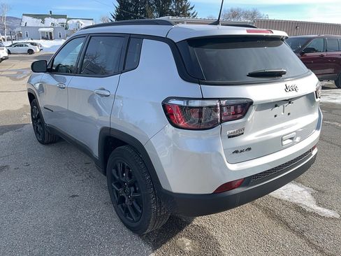 New 2026 Jeep Compass Latitude AWD/4WD image 7
