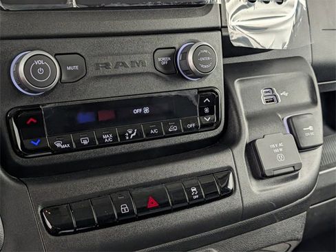 Used 2025 RAM ProMaster 1500 w/ Quick Order Package 22G SLT image 18