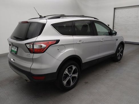 Used 2018 Ford Escape SEL image 10