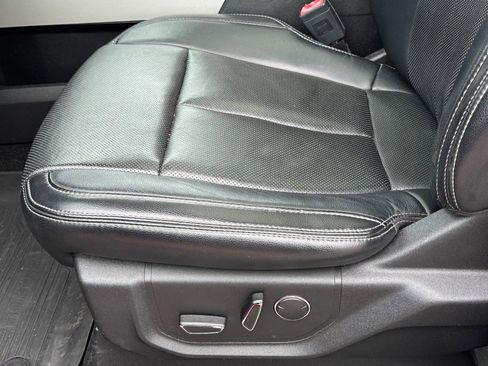 Used 2018 Ford F150 Lariat image 24