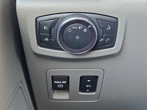 Used 2020 Ford F150 XLT w/ Equipment Group 302A Luxury image 23