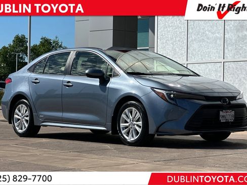 Used 2023 Toyota Corolla LE w/ LE Convenience Package image 1