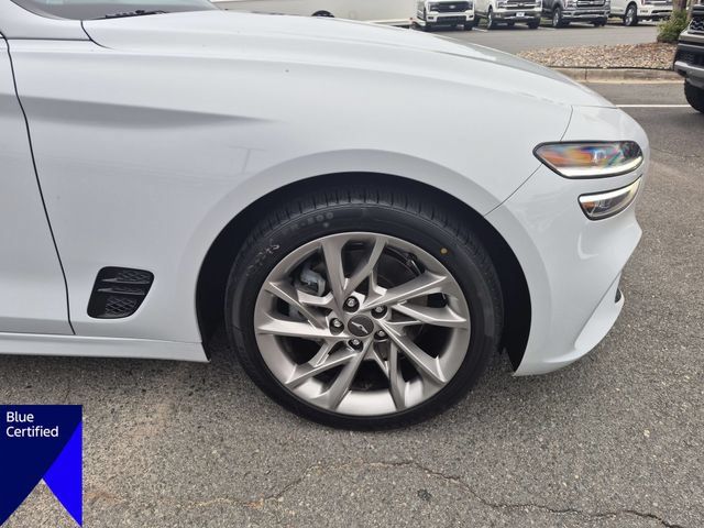 Used 2022 Genesis G70 2.0T RWD image 9