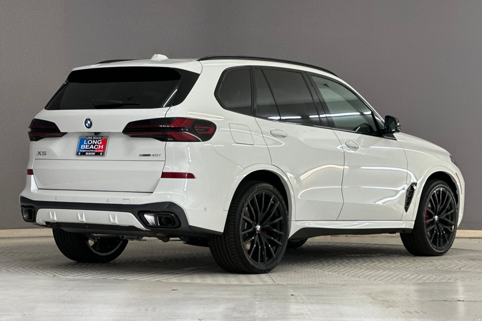 New 2026 BMW X5 sDrive40i w/ M Sport Package RWD image 8