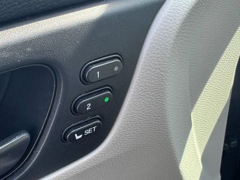 Used 2025 Honda Odyssey EX-L image 22