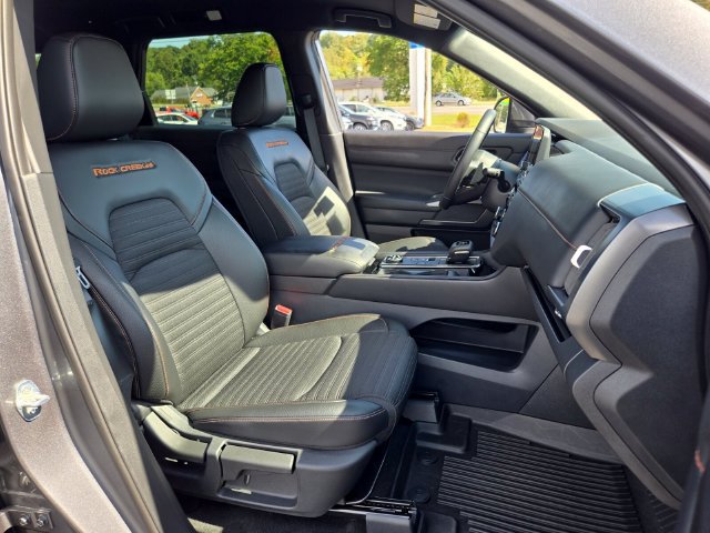 Used 2025 Nissan Pathfinder Rock Creek AWD/4WD image 21