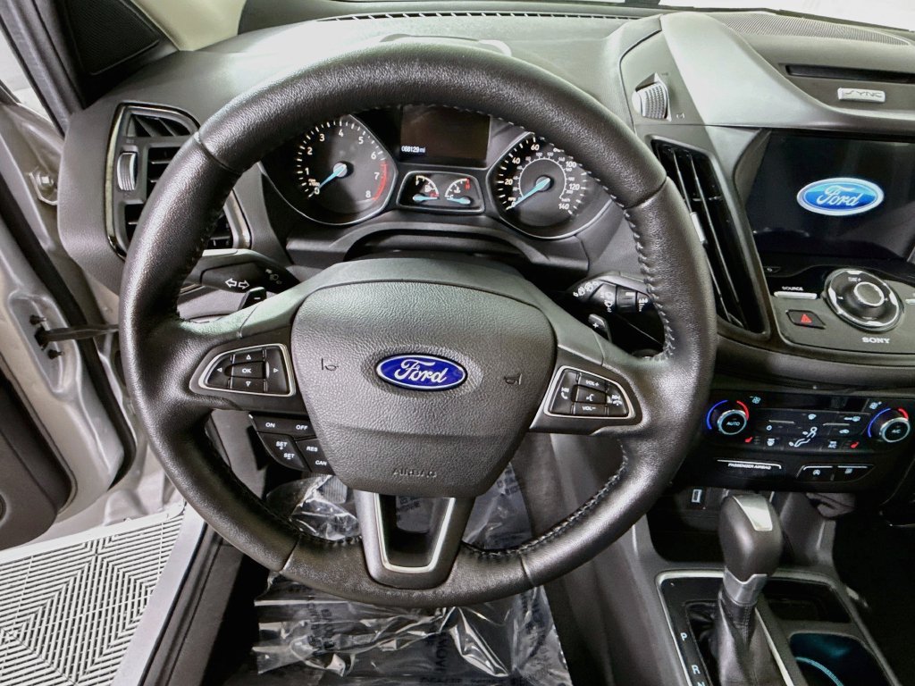 Used 2017 Ford Escape Titanium AWD/4WD image 19