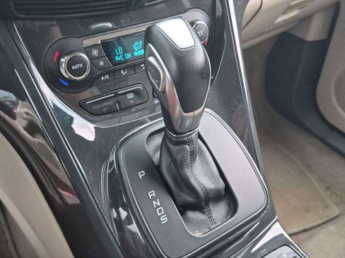 Used 2014 Ford Escape Titanium w/ Equipment Group 401A AWD/4WD image 31