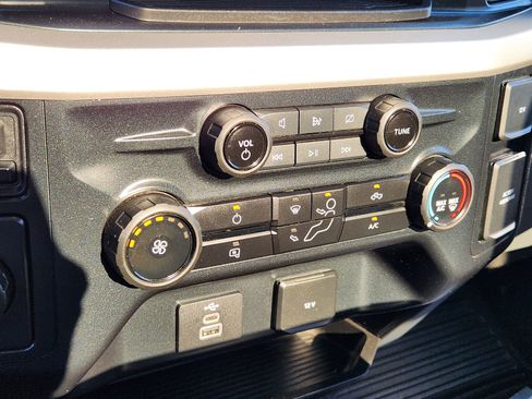 Used 2023 Ford F250 XL w/ 360-Degree Camera Package image 20