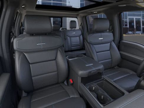 New 2026 Ford F250 Platinum w/ Tremor Off-Road Package image 10