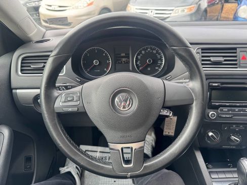 Used 2013 Volkswagen Jetta TDI image 13