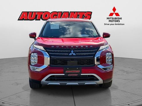 New 2025 Mitsubishi Outlander SE image 6