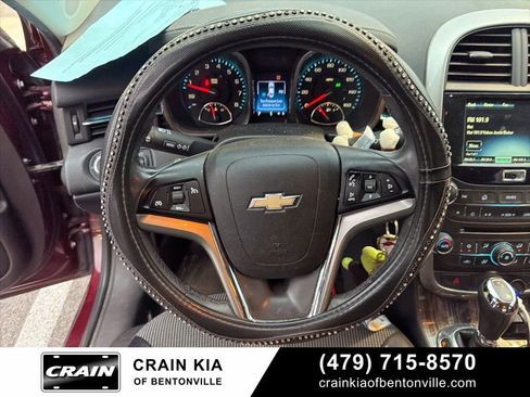 Used 2015 Chevrolet Malibu LT FWD image 16