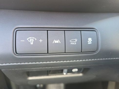 Used 2022 Hyundai Santa Fe Limited FWD image 13