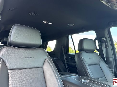 Used 2023 GMC Yukon Denali w/ LPO, Floor Liner Package AWD/4WD image 20