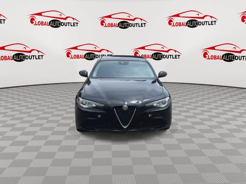 Used 2021 Alfa Romeo Giulia Ti AWD/4WD image 3