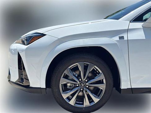 New 2026 Lexus UX 300h FWD image 7