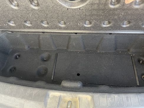 Used 2018 Dodge Journey SXT w/ Blacktop Package image 29