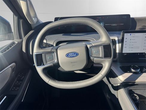 Certified 2025 Ford Expedition Max Active image 12