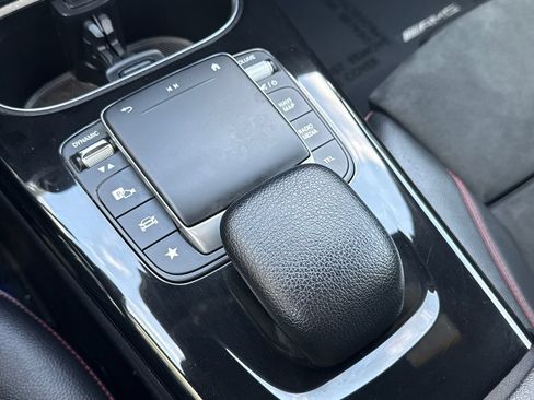 Used 2021 Mercedes-Benz CLA 250 image 23