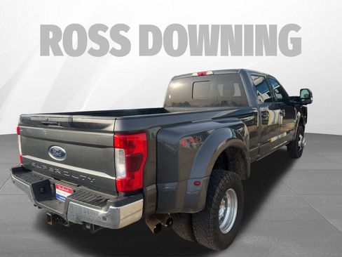 Used 2019 Ford F350 Lariat w/ Lariat Ultimate Package image 4