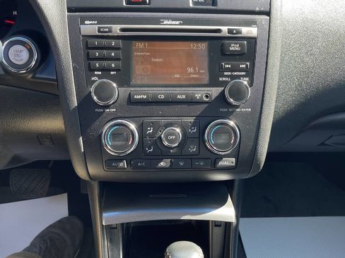 Used 2011 Nissan Altima 3.5 SR w/ 3.5SR Premium Pkg image 30