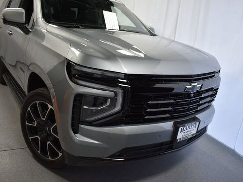 Certified 2025 Chevrolet Tahoe RST w/ Advanced Technology Package AWD/4WD image 3