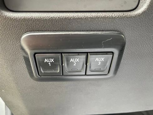 Used 2026 GMC Canyon AT4X w/ Off-Road Front Bumper Package AWD/4WD image 18