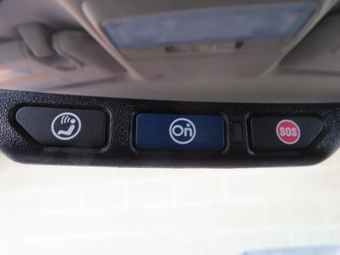 Used 2022 Buick Encore Preferred image 12