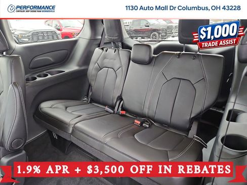 New 2026 Chrysler Pacifica Select w/ S Appearance Package AWD/4WD image 13