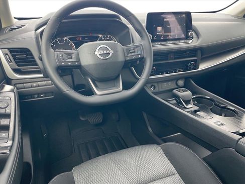 New 2026 Nissan Rogue SV image 12