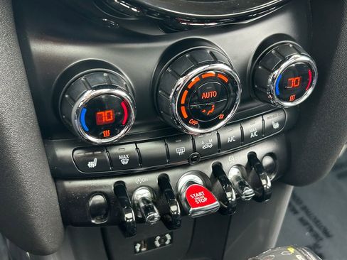 Used 2016 MINI Cooper 2-Door Hardtop image 26