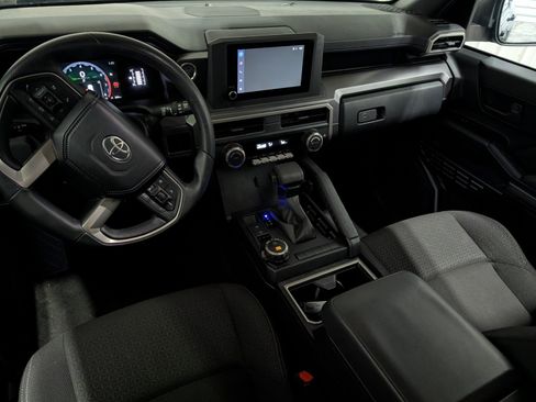 Used 2025 Toyota 4Runner SR5 image 9