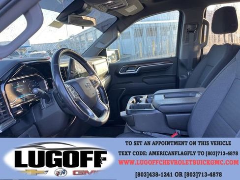 Used 2022 Chevrolet Silverado 1500 RST w/ Redline Edition AWD/4WD image 8