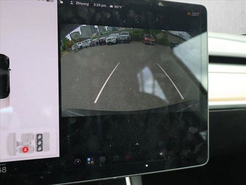 Used 2017 Tesla Model 3 Standard Range RWD image 13