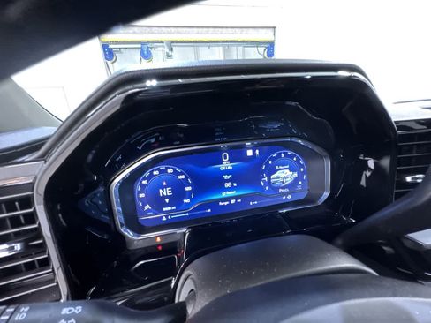 Used 2022 Chevrolet Silverado 1500 LT image 21