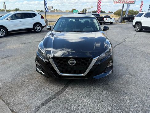 Used 2022 Nissan Altima 2.5 S image 2