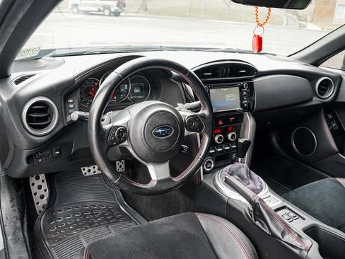 Used 2017 Subaru BRZ Limited w/ Popular Package #3 image 11