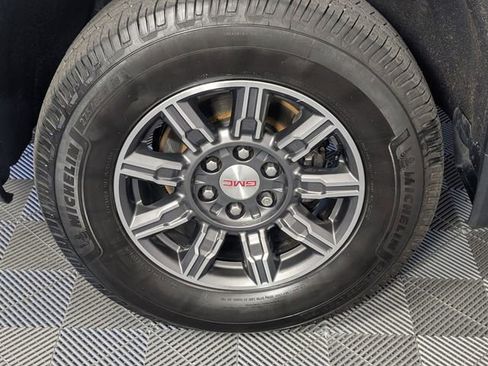 Used 2021 GMC Sierra 1500 AT4 AWD/4WD image 8