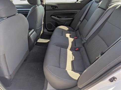 Used 2023 Nissan Altima 2.5 SV AWD/4WD image 17
