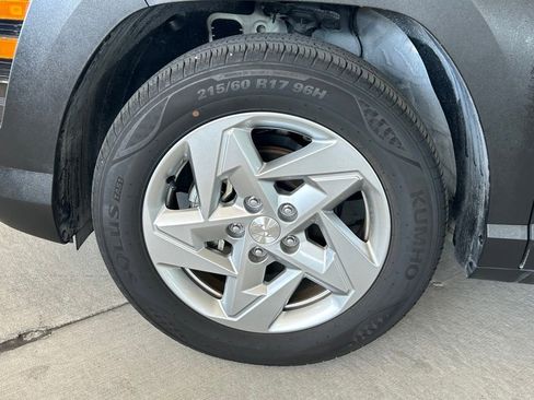 Used 2024 Hyundai Kona SE image 25