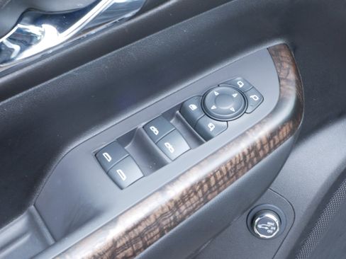 Used 2022 GMC Acadia Denali w/ Denali Ultimate Package image 21