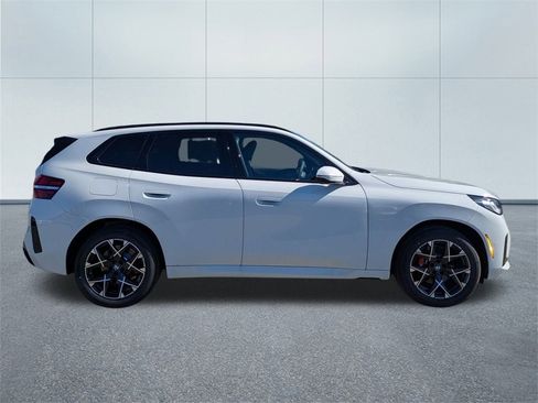 New 2026 BMW X3 xDrive30 w/ M Sport Package image 2