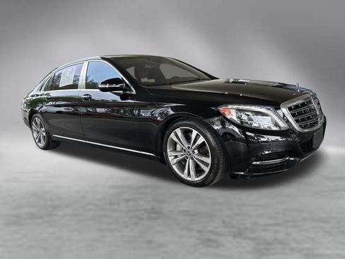 Used 2017 Mercedes-Benz Maybach S 550 4MATIC image 2