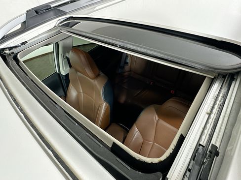 Used 2021 Subaru Outback Touring w/ Popular Package #2 AWD/4WD image 22